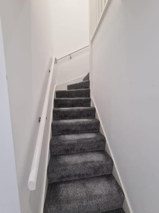 Panorama House, Luxury 2-Bedroom Apartment 2 Kidlington Bagian luar foto