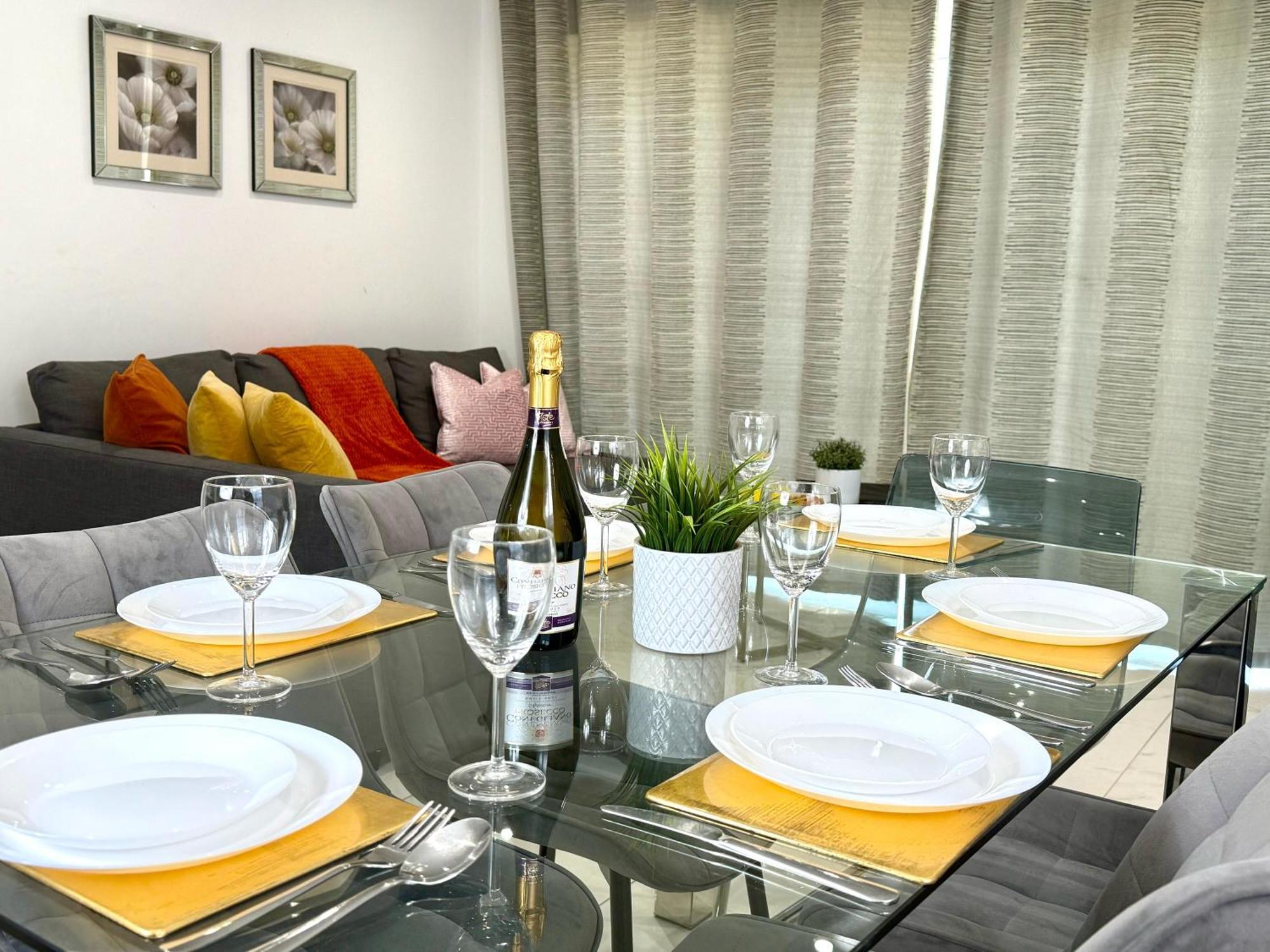 Panorama House, Luxury 2-Bedroom Apartment 2 Kidlington Bagian luar foto