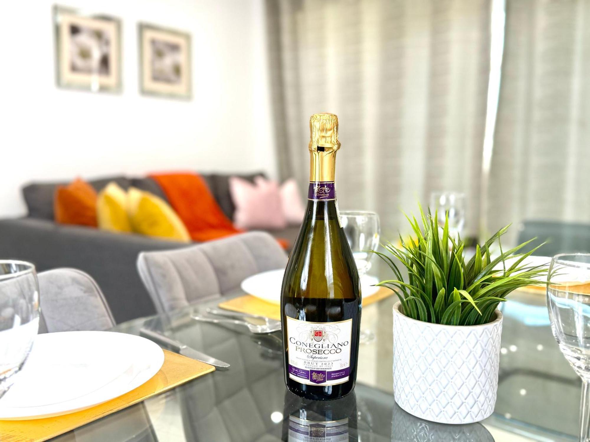 Panorama House, Luxury 2-Bedroom Apartment 2 Kidlington Bagian luar foto