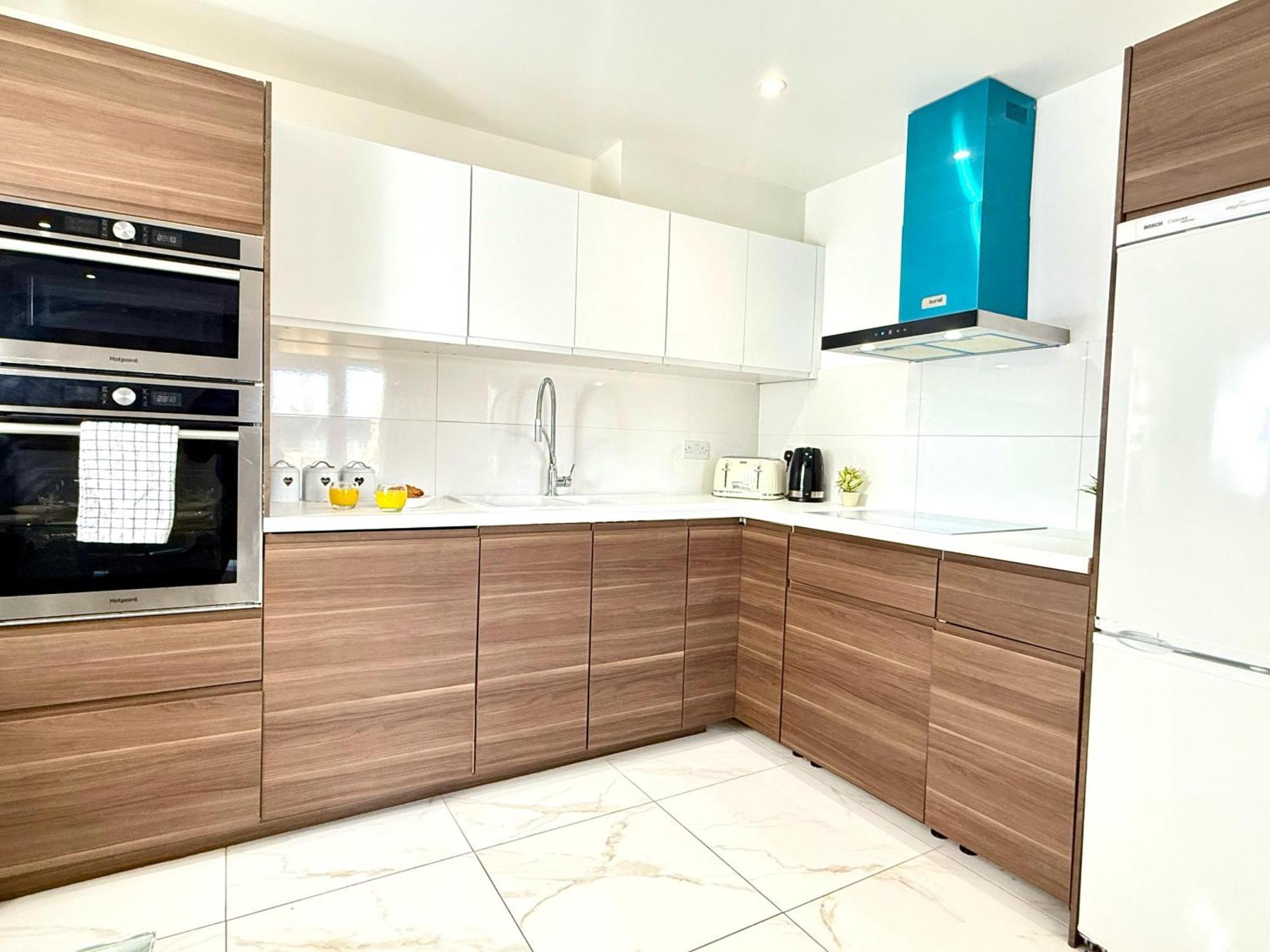 Panorama House, Luxury 2-Bedroom Apartment 2 Kidlington Bagian luar foto